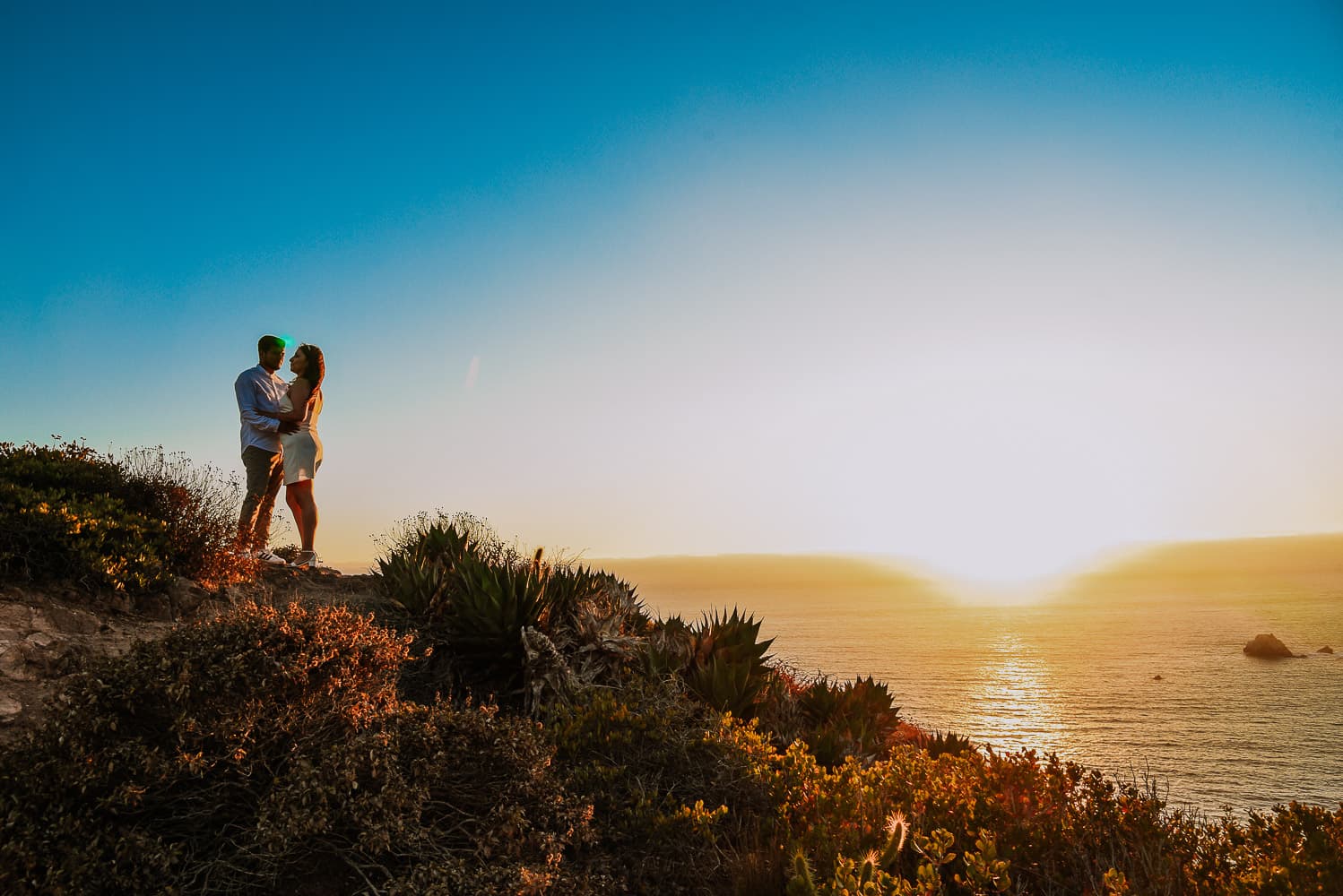 Fotografía de save the date en Ensenada Baja California por Jesús Amaya fotógrafo de bodas destino en México